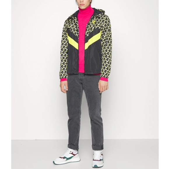 🎁 MCM Cubic Zip Up Monogram Print Jacket - Picture 2 of 3